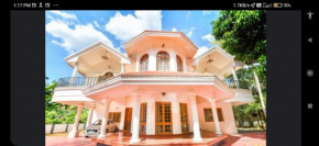 Huge Villa in Kottayam town with 6 Bedrooms